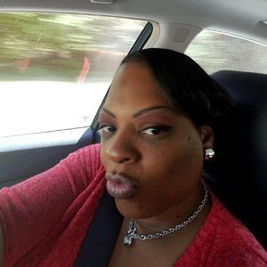 Meet your Posher, Tina